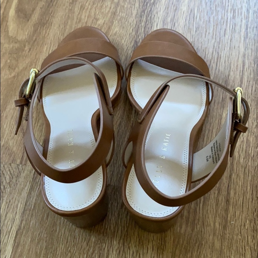 Kelly and Kate wise heel sandals - Picture 8 of 8